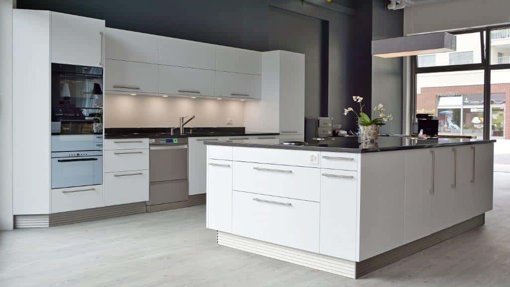 Stanza in Eichwatt, Regensdorf di 34 m² con 1 camera