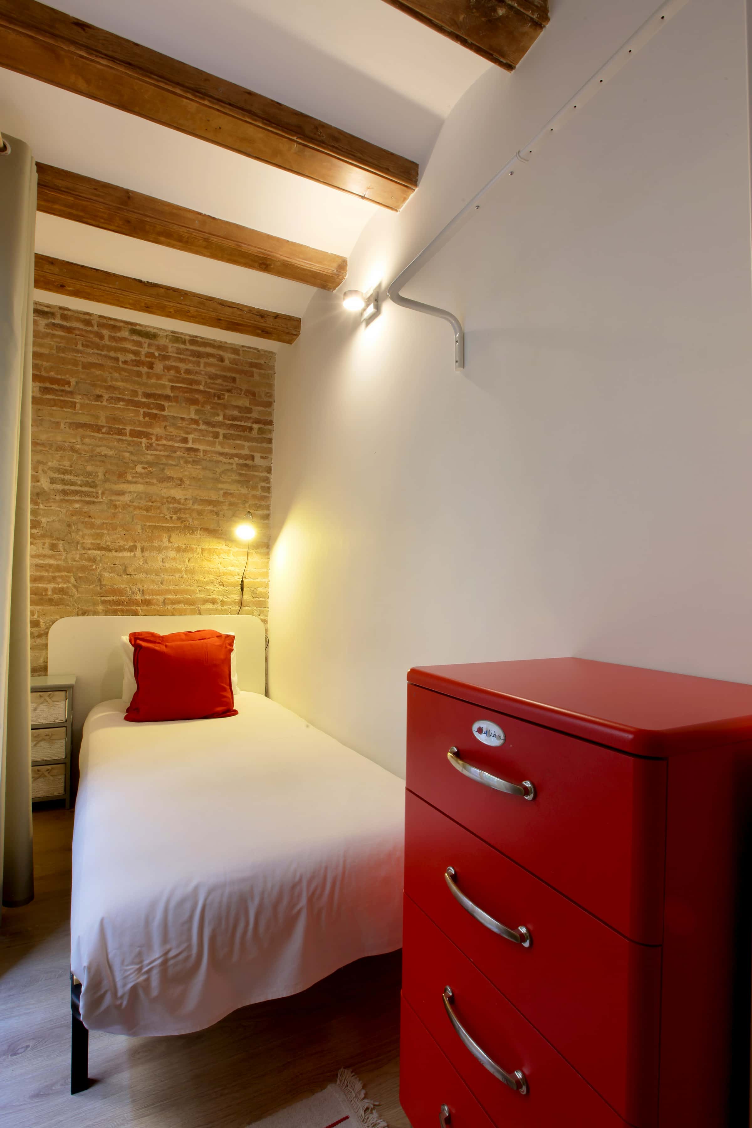 Carrer del General Álvarez de Castro