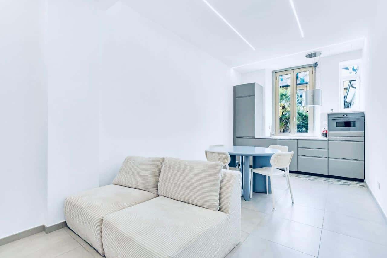 Apartamento en Via Carlo Farini, Milano para 85 m² con 2 dormitorios