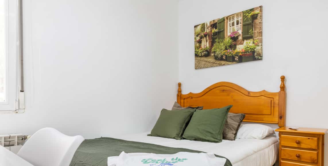 Habitacion privada en Santo Angel de la Guarda, Madrid