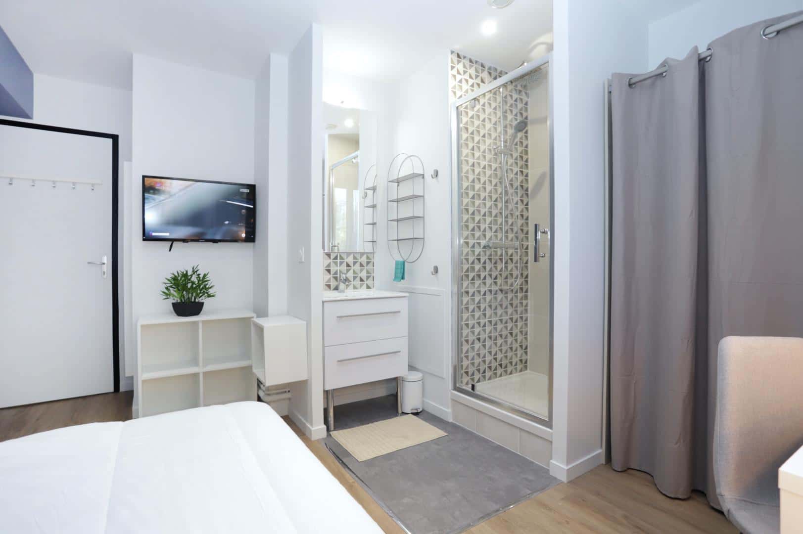 Chambre 1 - SAINTE MELAINE