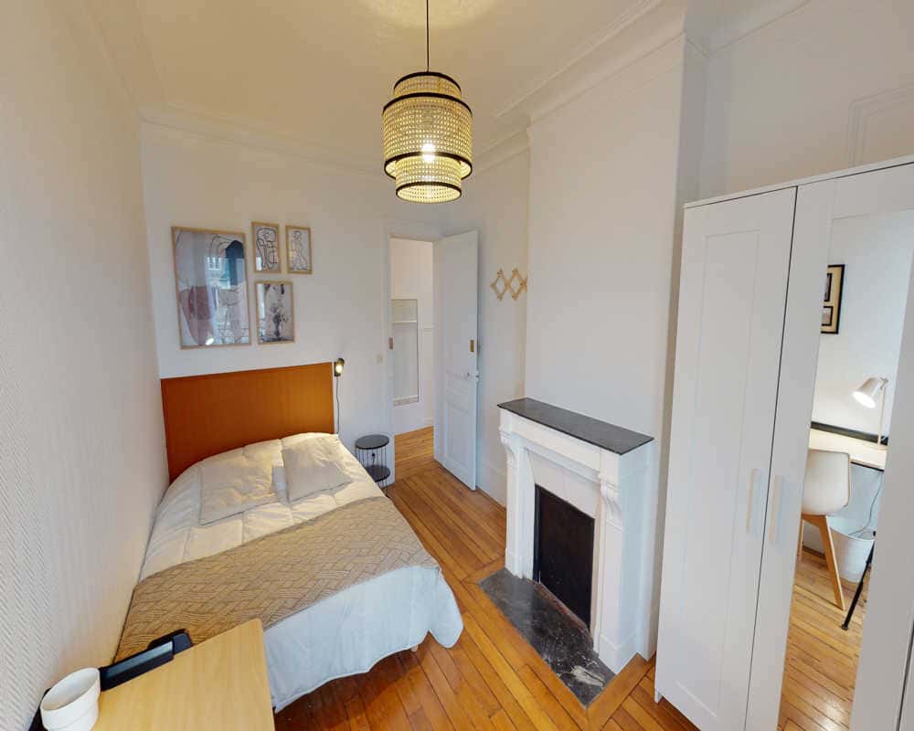 Chambre dans le rue des Cloys