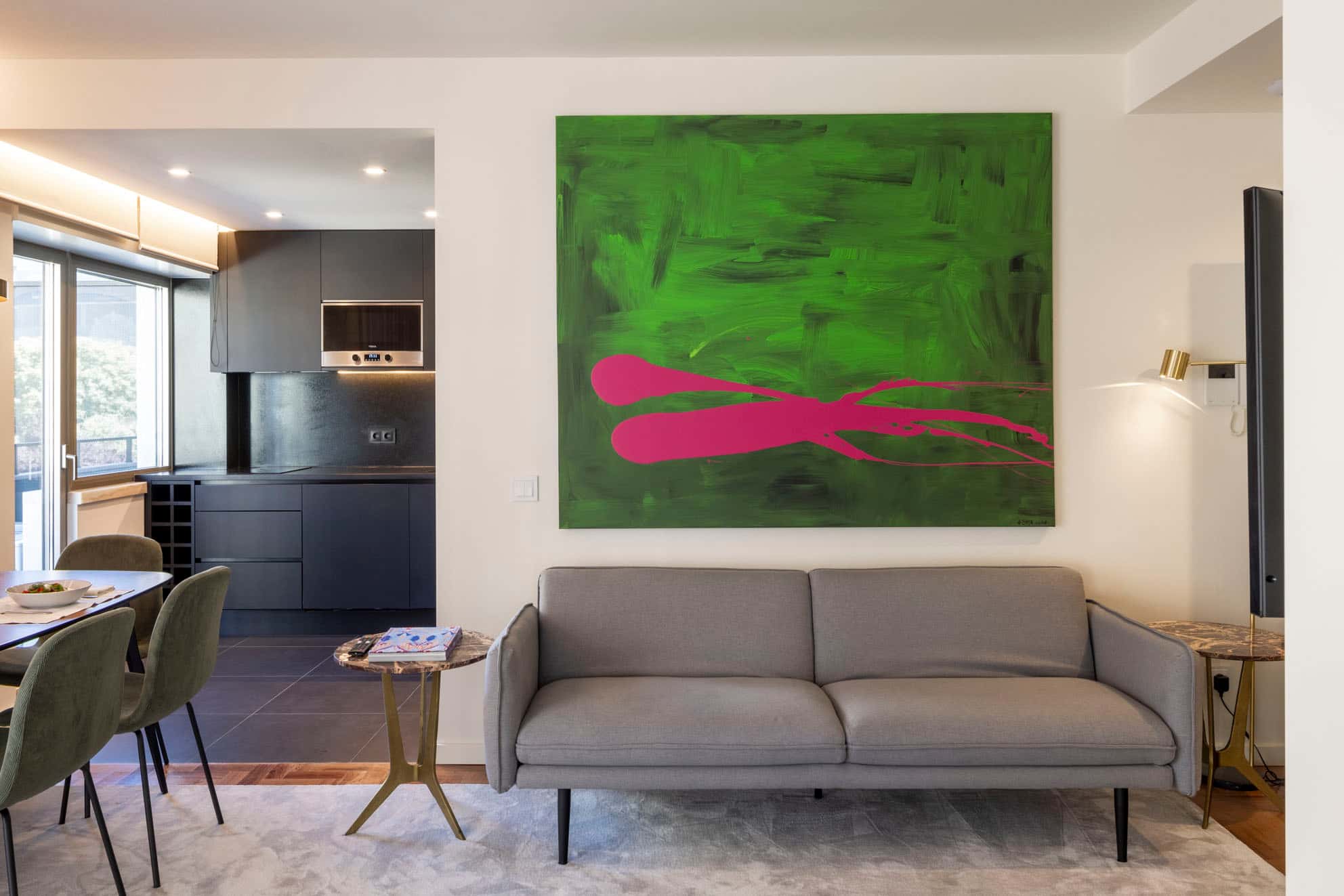 Apartamento T1 nas Avenidas Novas — Conforto Moderno em Localização Prime