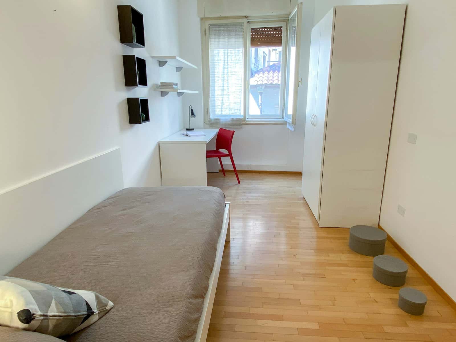 Quarto em Via Oriola, Trento para 135 m² com 7 quartos