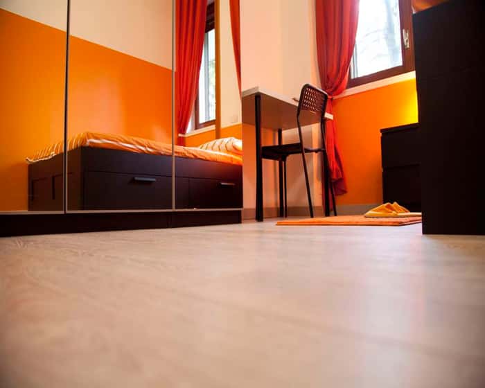 Listing photo thumbnail