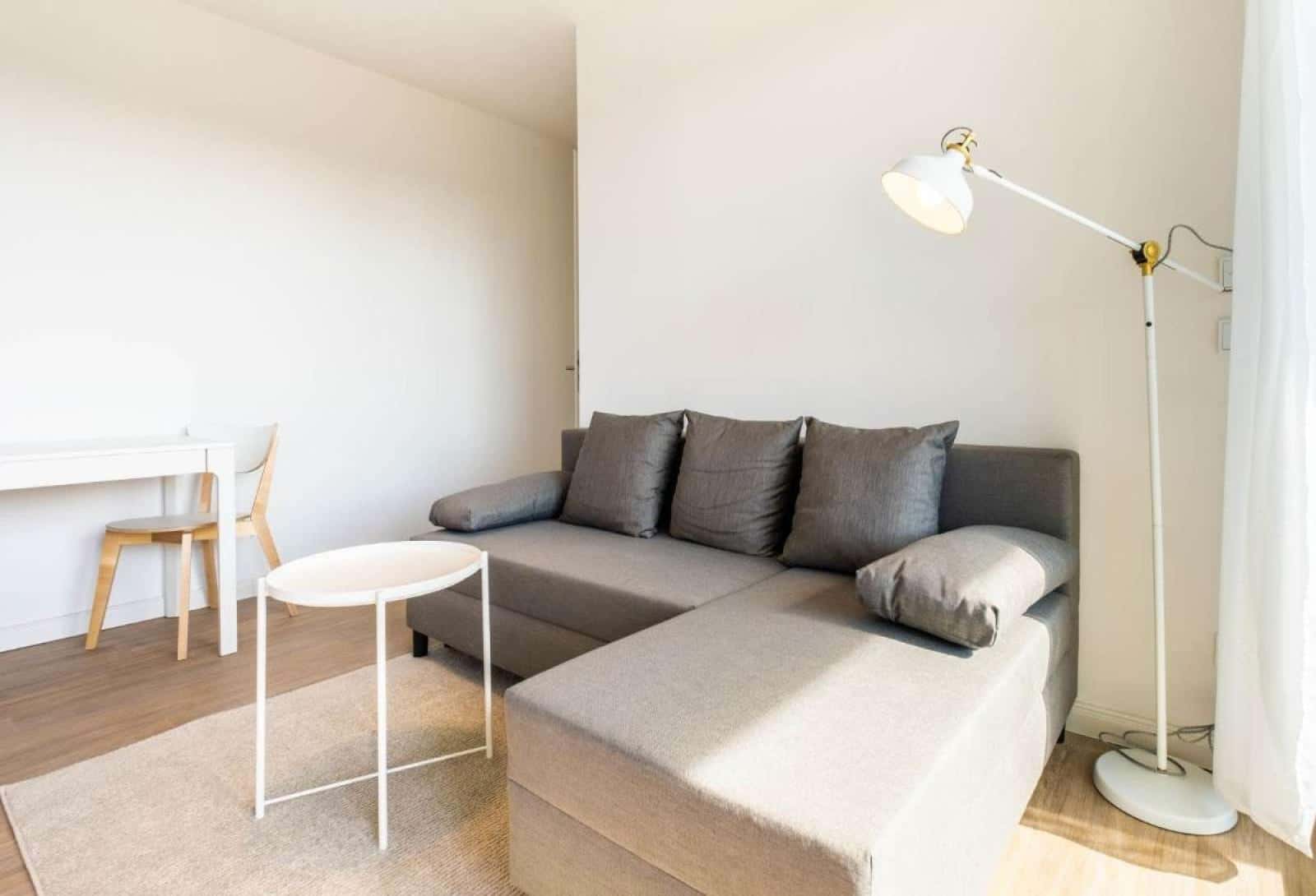 1-bedroom apartment for rent in Berlin, all bills included.