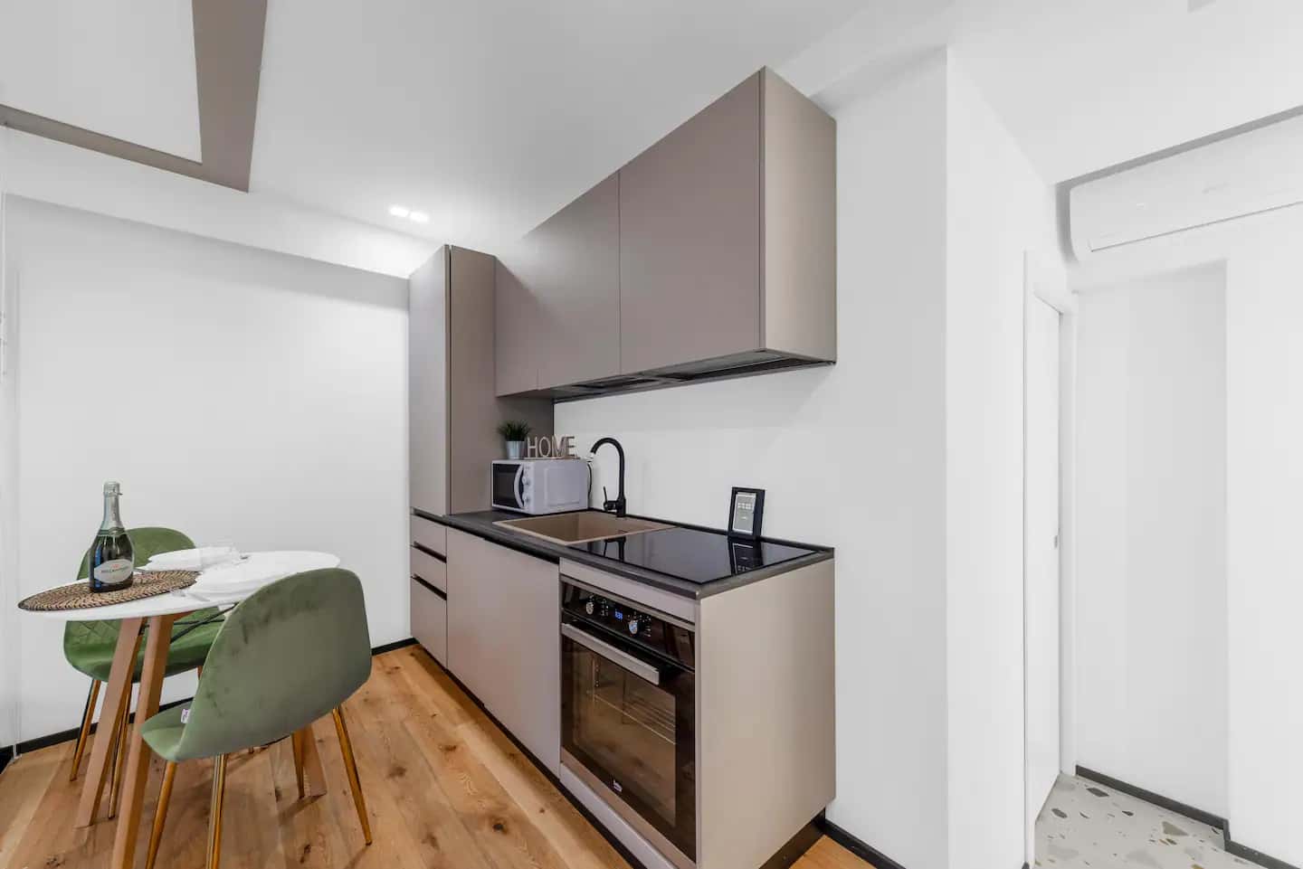 Apartment Milan — photo 5