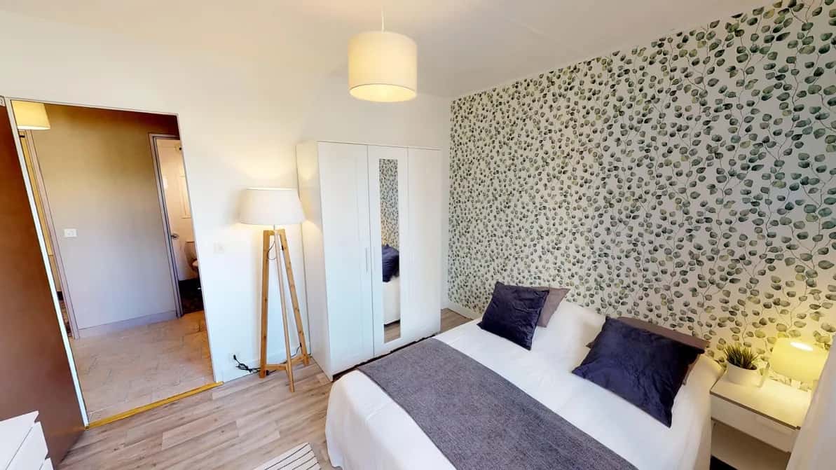 Stanza in Rue des Cailloux, Clichy di 101 m² con 4 camere