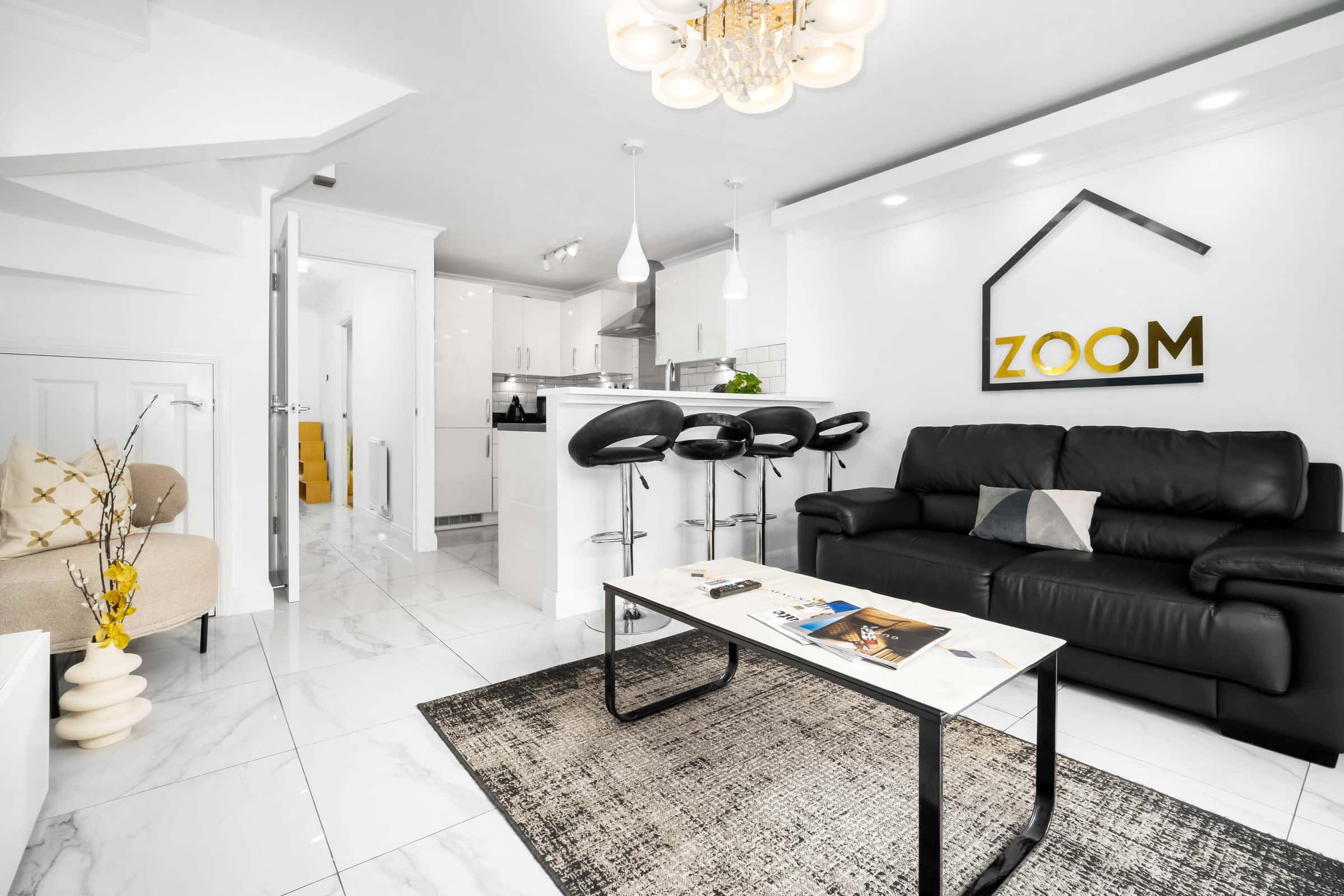 Appartement dans Rowton Lane, Birmingham pour 1200 m² avec 5 chambres