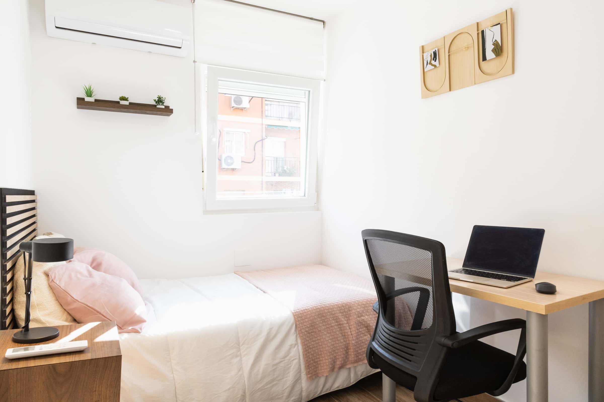 Habitacion privada en calle Nardo , Getafe