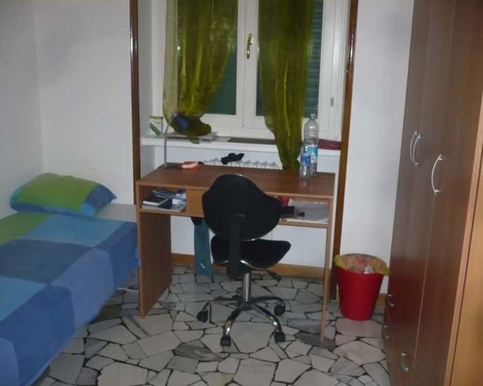 Listing photo thumbnail