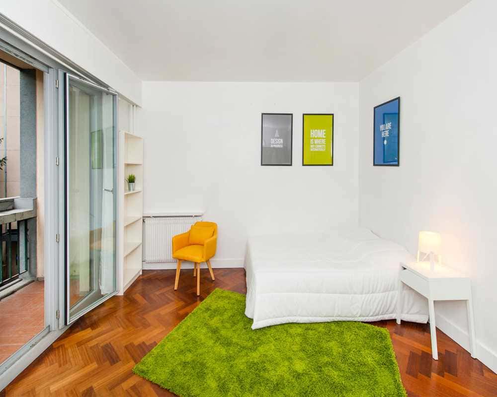 Chambre dans le rue Guersant