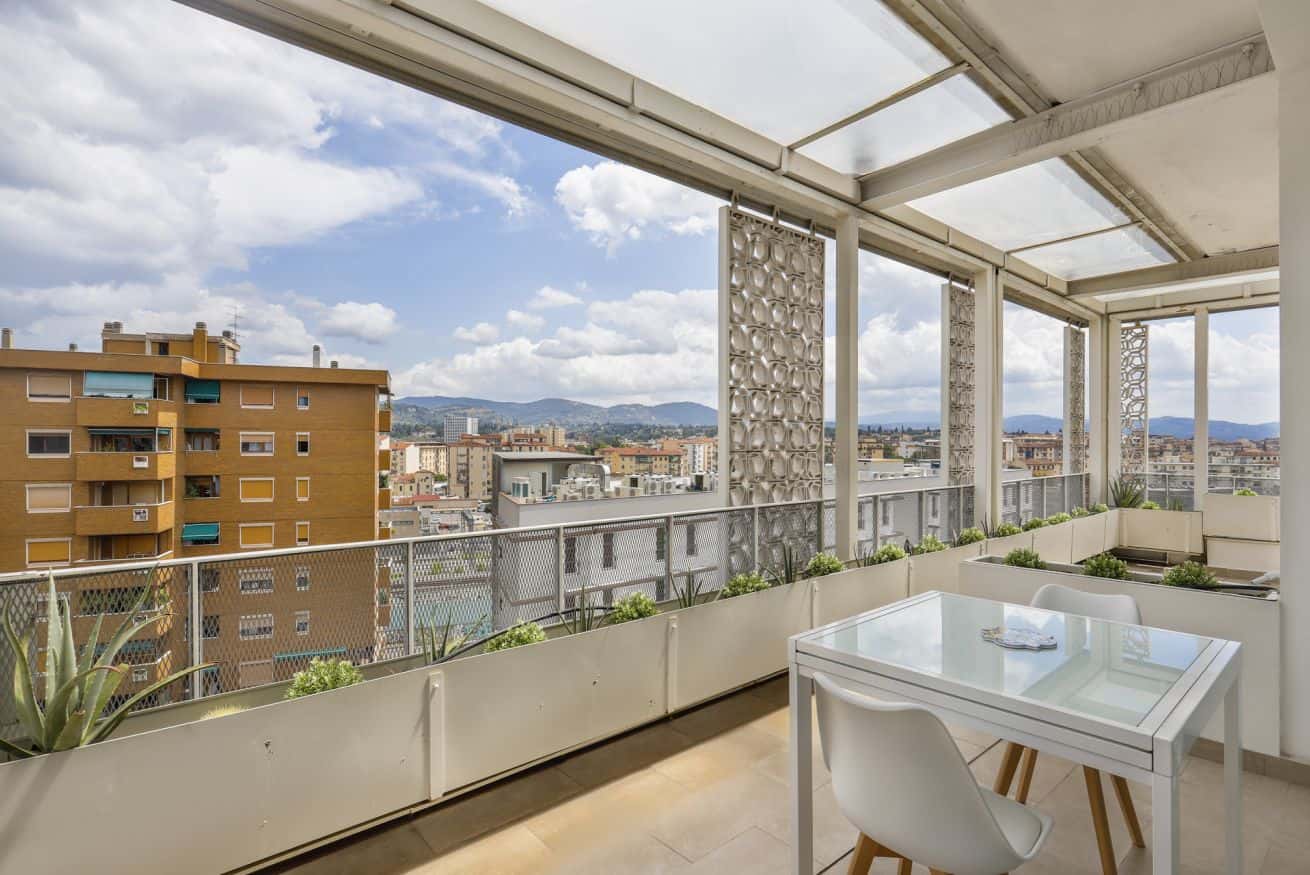 Moderno Attico con terrazza e posto auto