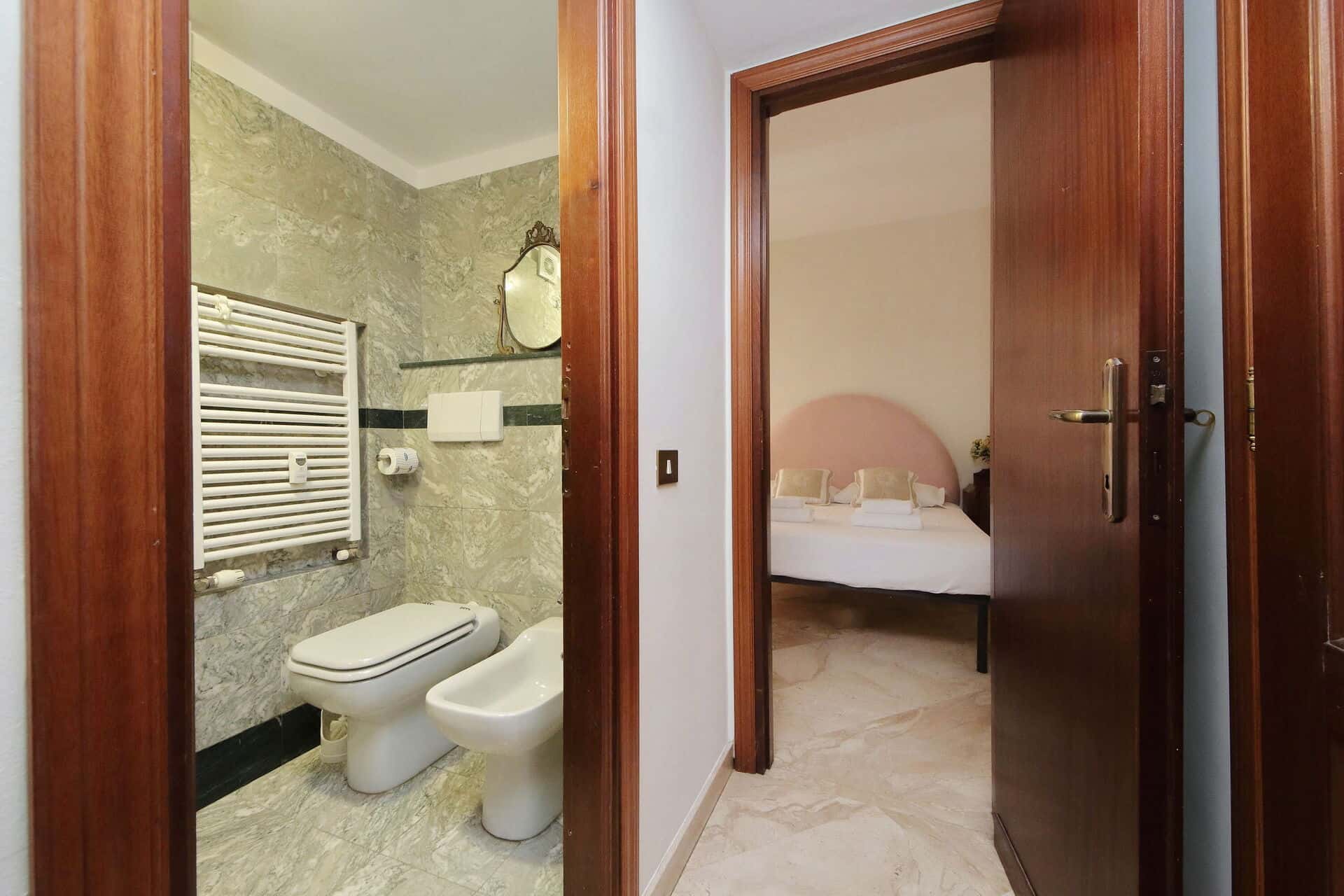 Apartment Rome, 2 beds — photo 17