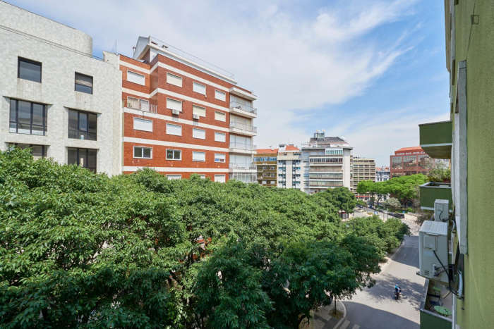 Listing photo thumbnail