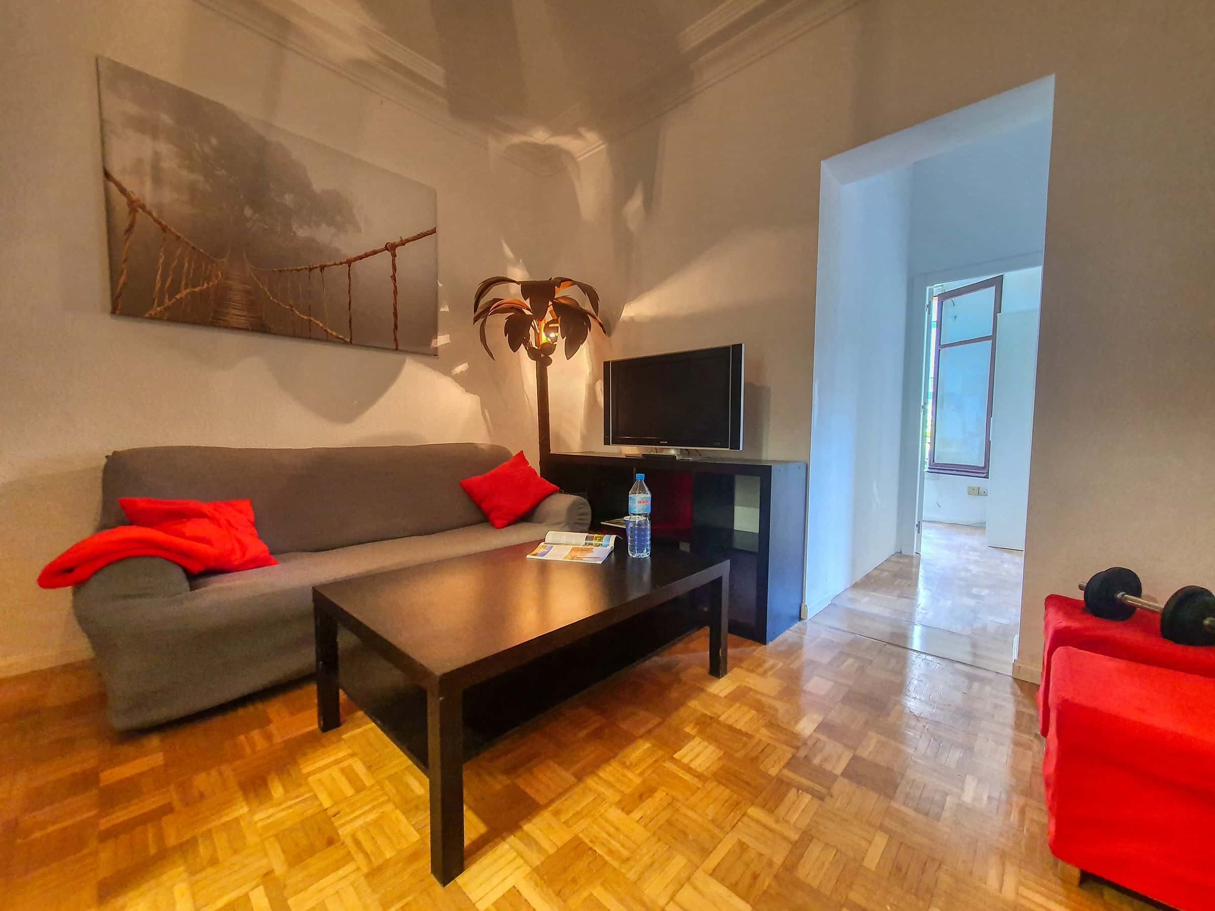 Apartamento de 5 habitaaciones en calle Vallehermoso , Madrid
