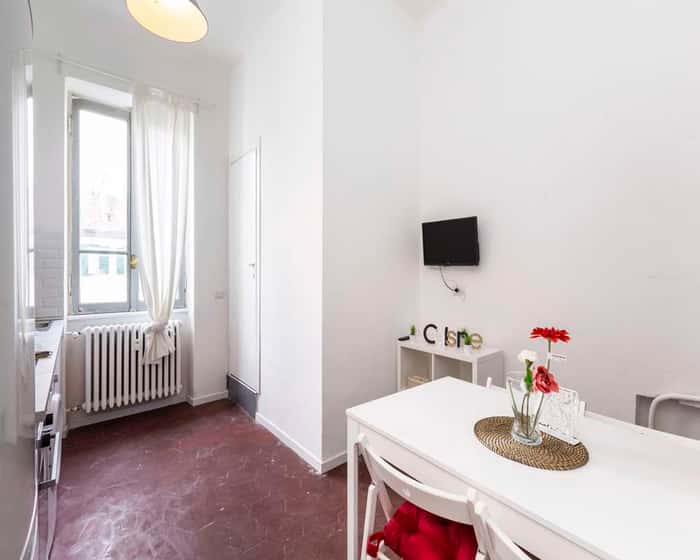 Listing photo thumbnail