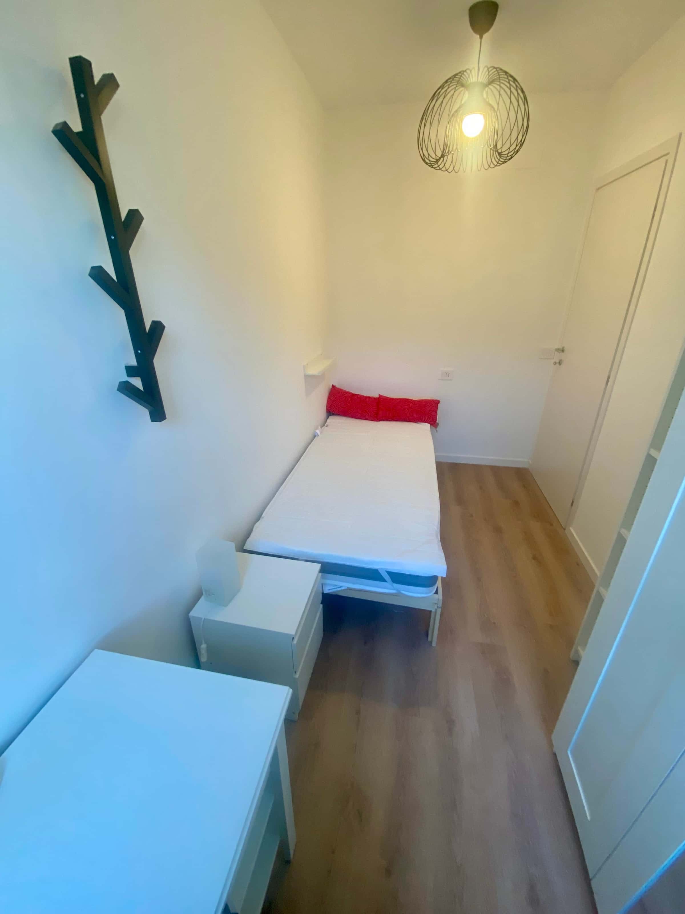 Stanza singola 2 in Via Cascina Barocco, Milano