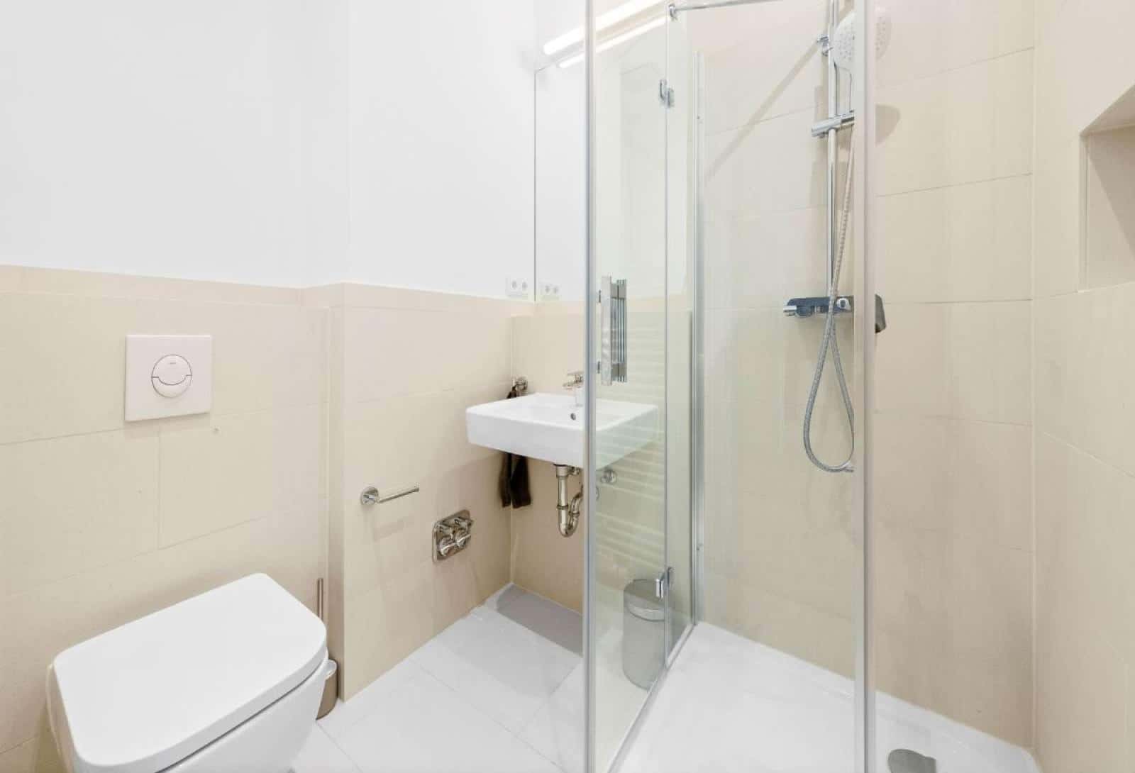 Studio for rent in Berlin, bills included