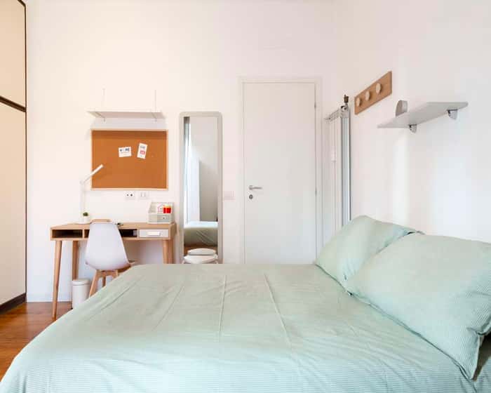 Listing photo thumbnail