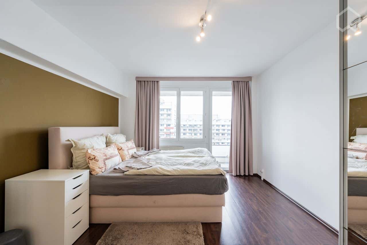 Apartment in Leipziger Straße, Berlin for 75 m² with 1 bedroom - Photo 5