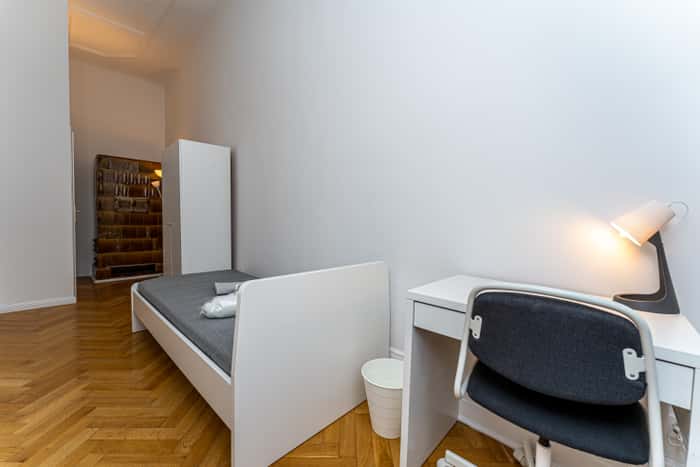 Listing photo thumbnail