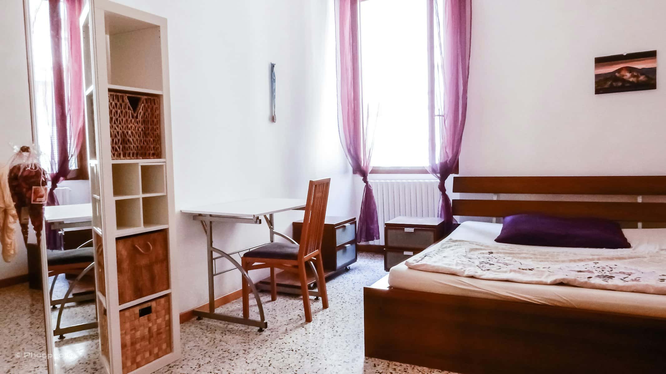Stanza in Vicolo Mustacchi, Verona di 70 m² con 3 camere