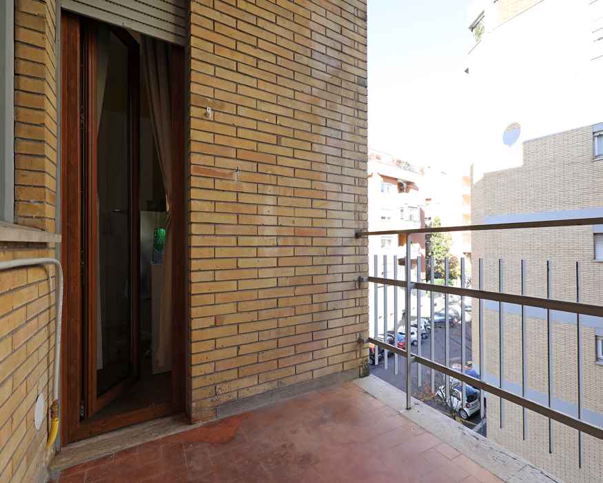 Stanza in Via dei Giornalisti