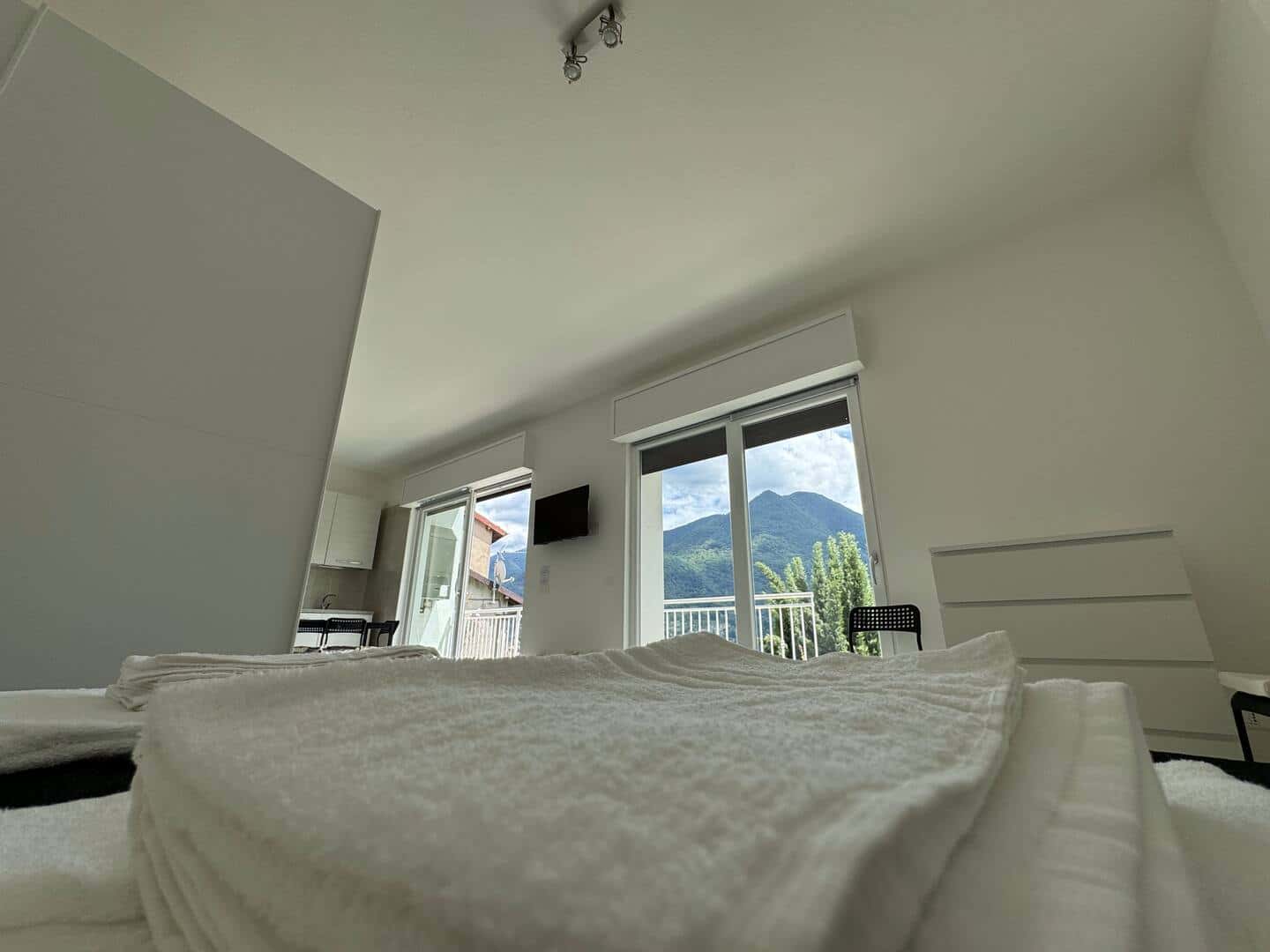 Apartment Moltrasio, 1 bed — photo 9