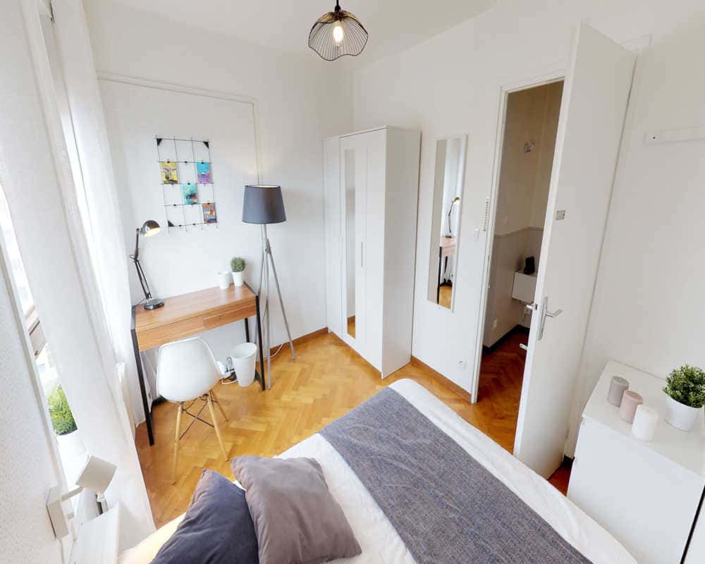 Chambre dans le Rue Garibaldi
