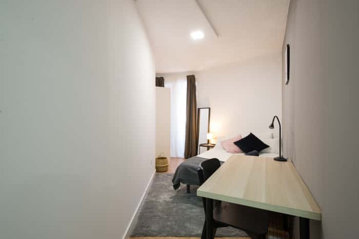 Listing photo thumbnail