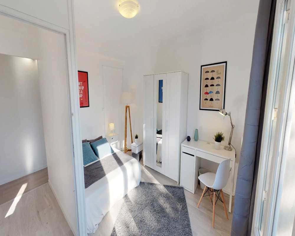 Chambre dans le rue du Faubourg Saint Jaumes