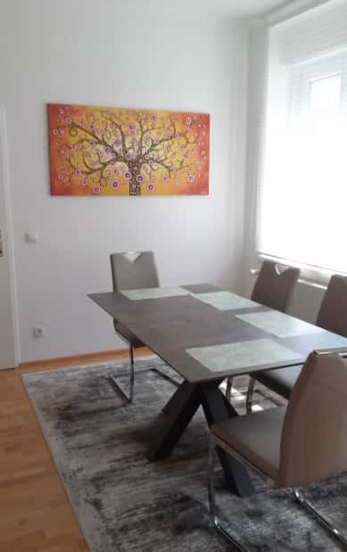 Geheim T16: helle, ruhige, zentrale Innenhoflage