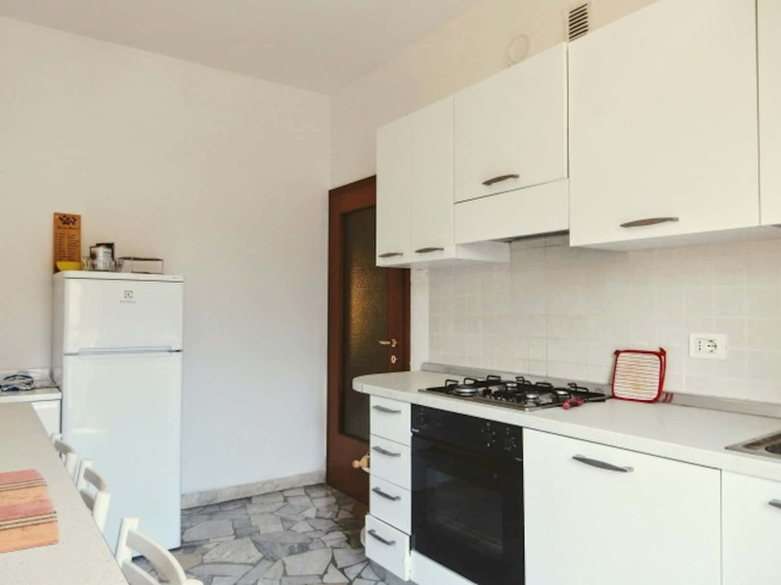 Stanza in Via San Pio X, Trento di 83 m² con 3 camere