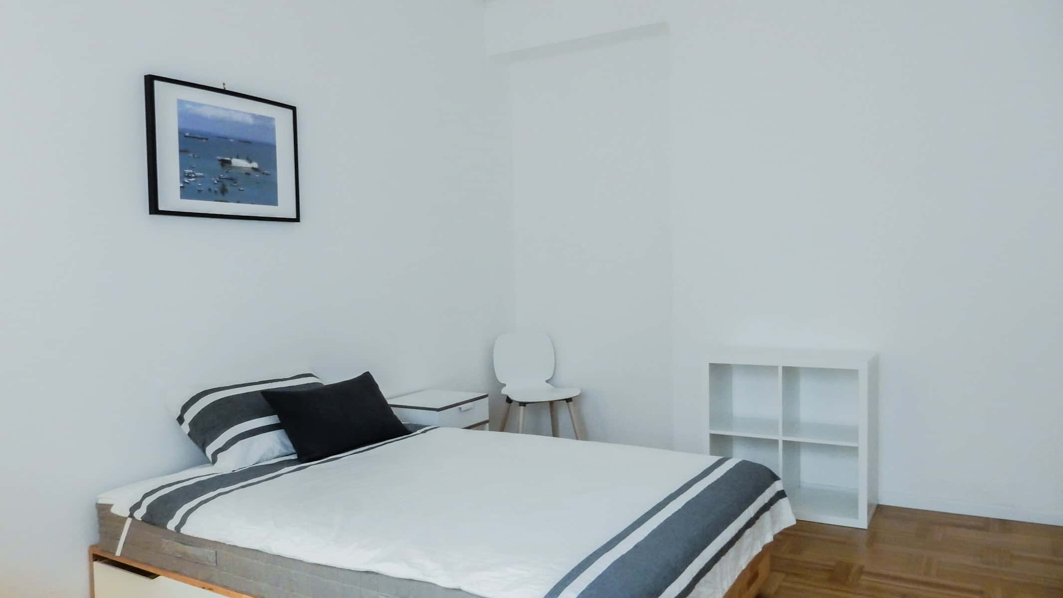 Room in Via Fratelli Perini, Trento for 105 m² with 4 bedrooms