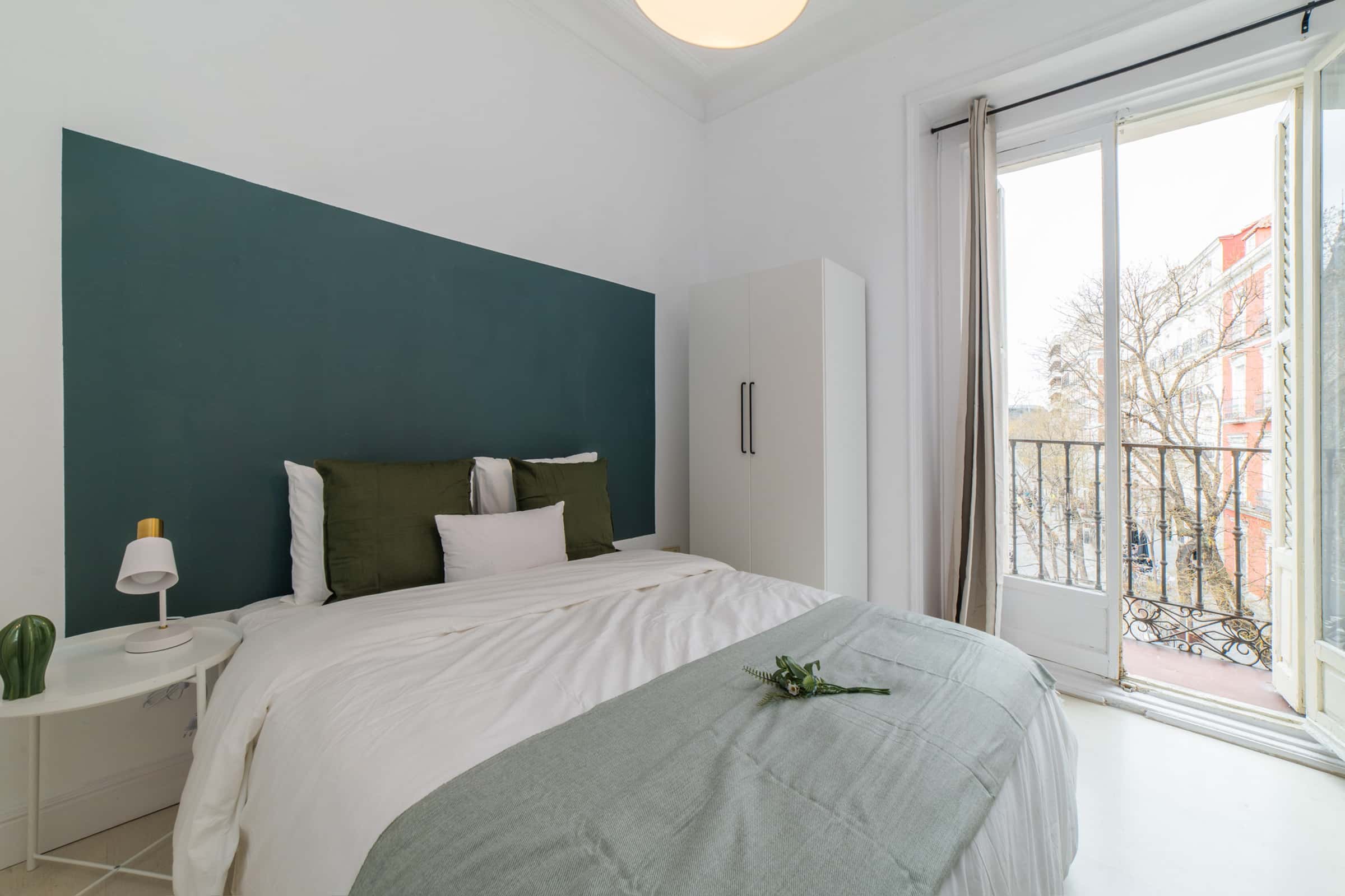 Habitacion privada en calle Santa Teresa, Madrid