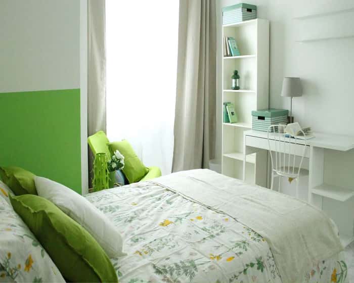 Listing photo thumbnail