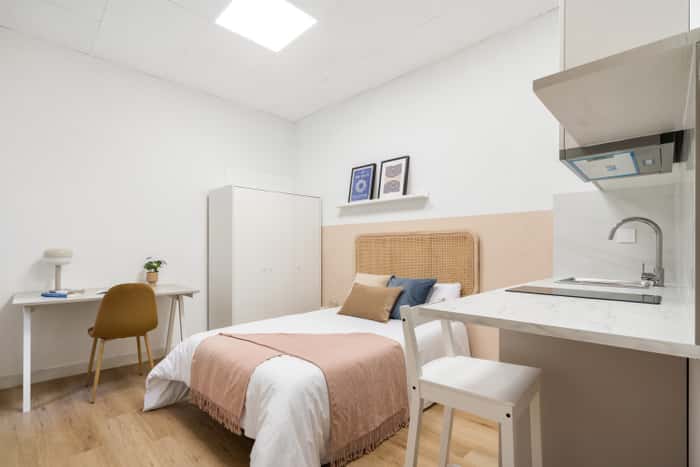 Listing photo thumbnail