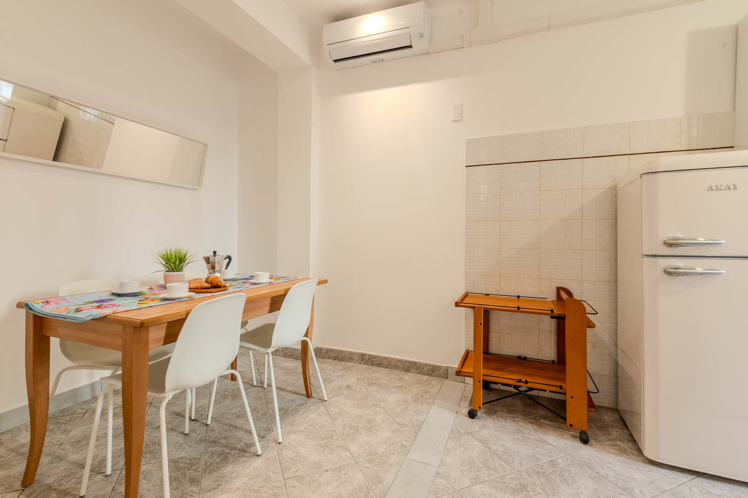 Apartment Rome, 1 bed — photo 11