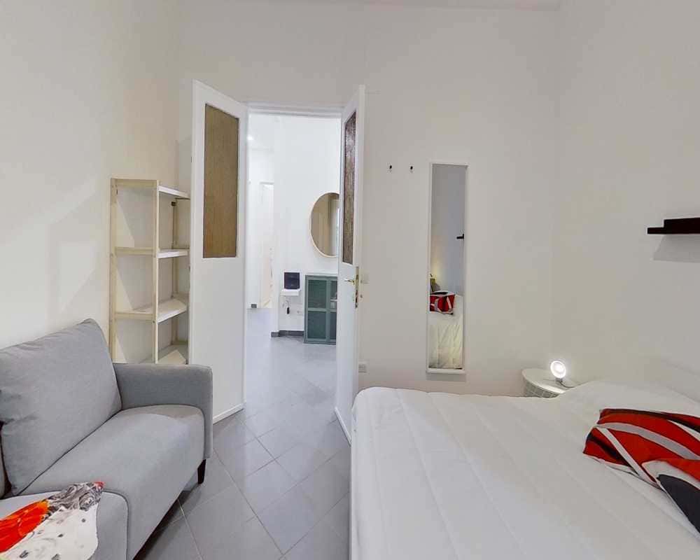 Stanza in Via Gualtiero Castellini