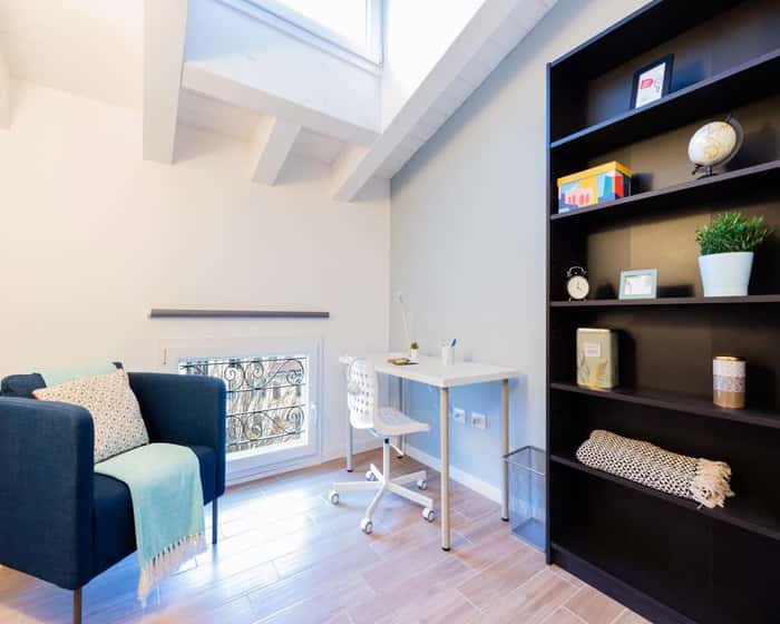 Listing photo thumbnail