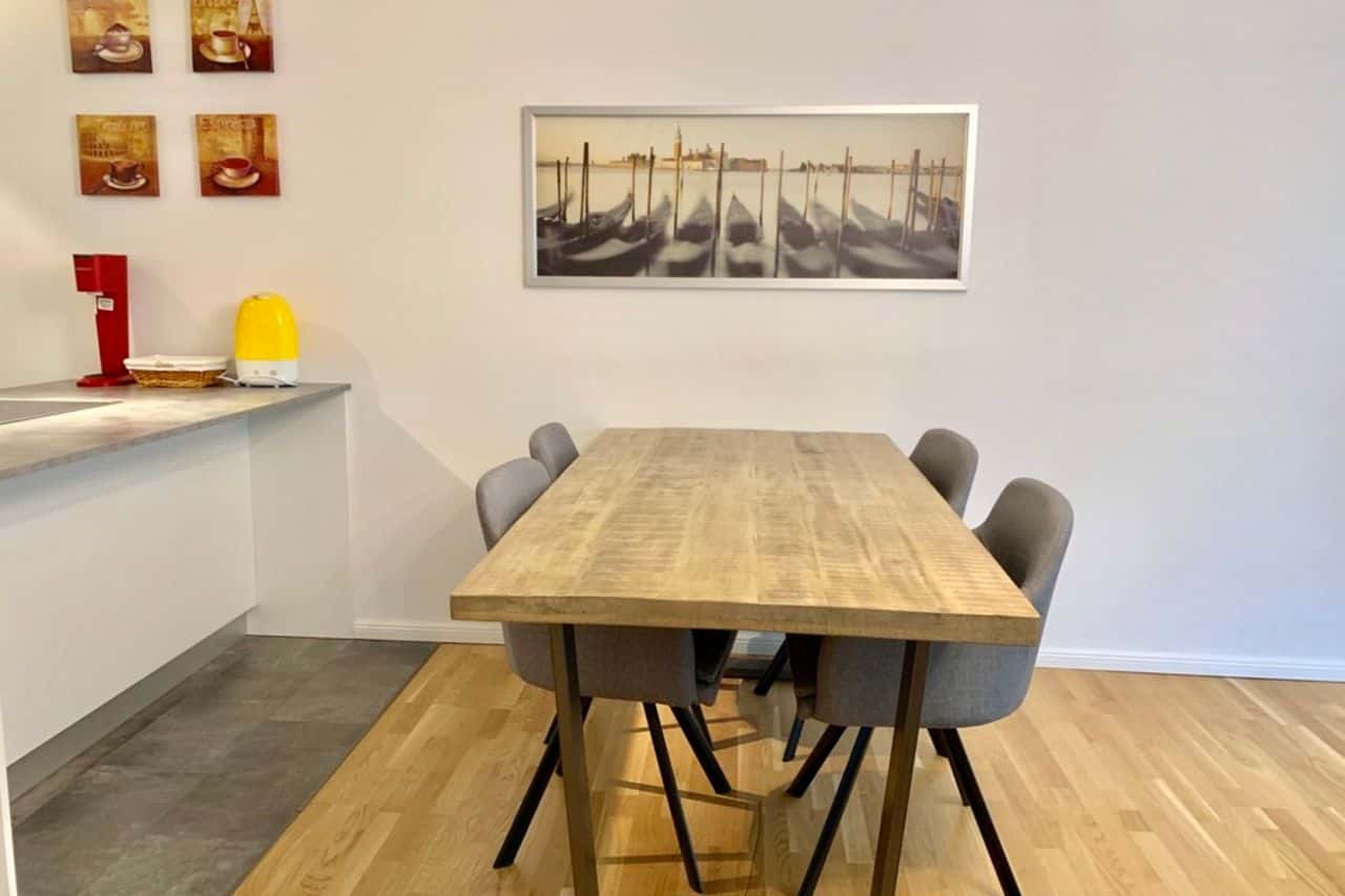 Apartment in Schlangenbader Straße, Berlin for 60 m² with 1 bedroom - Photo 2