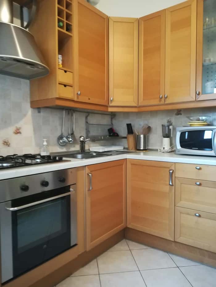 Listing photo thumbnail