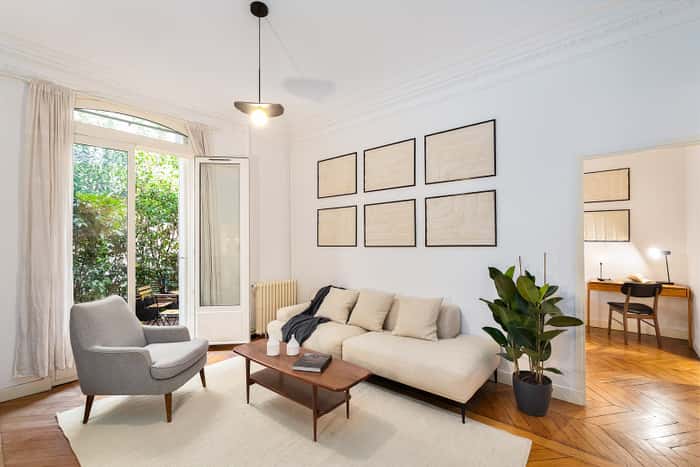 Listing photo thumbnail