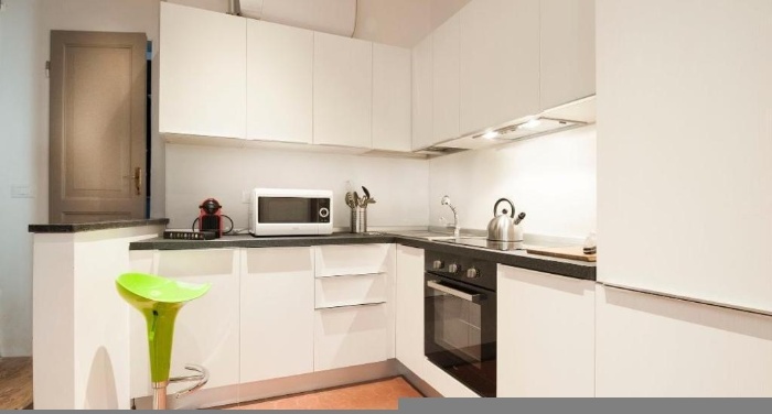 Listing photo thumbnail