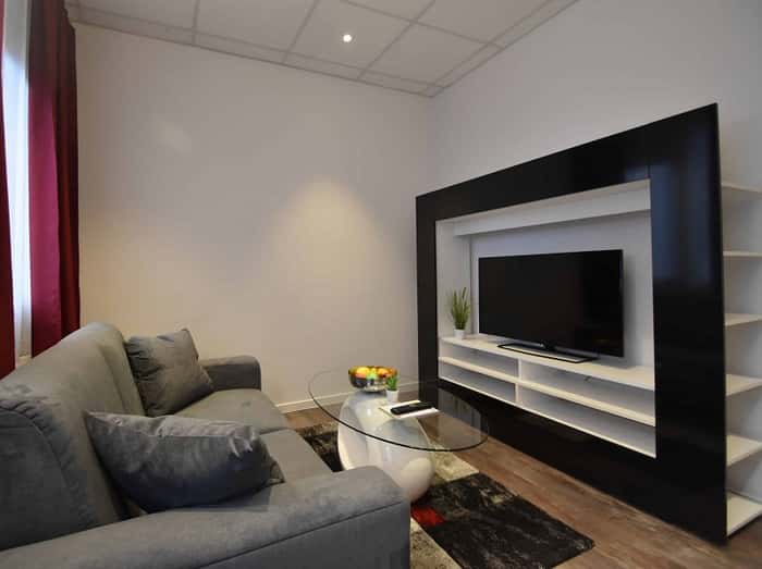 Listing photo thumbnail