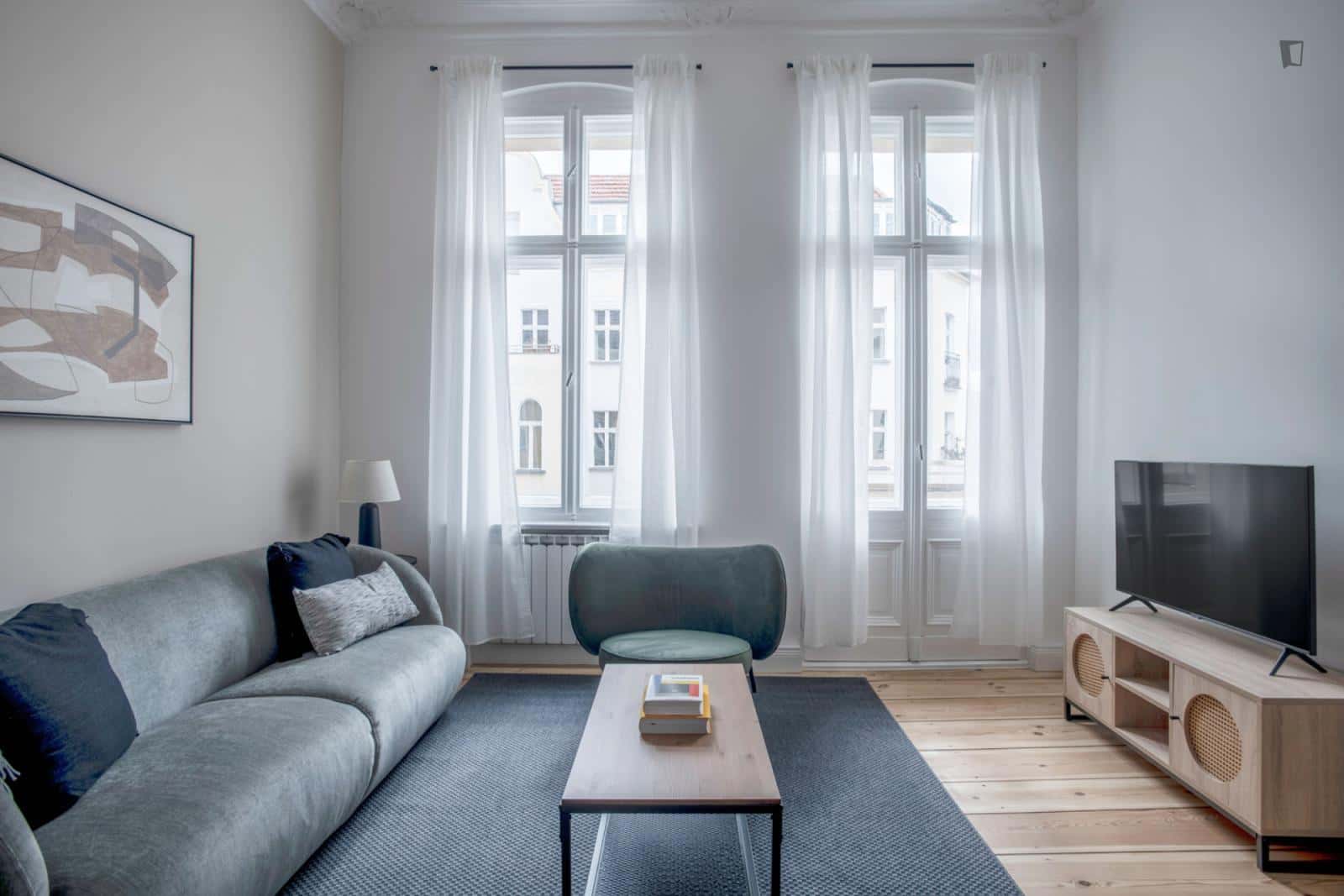Apartment in Rheinsberger Straße, Berlin for 63 m² with 1 bedroom - Photo 2