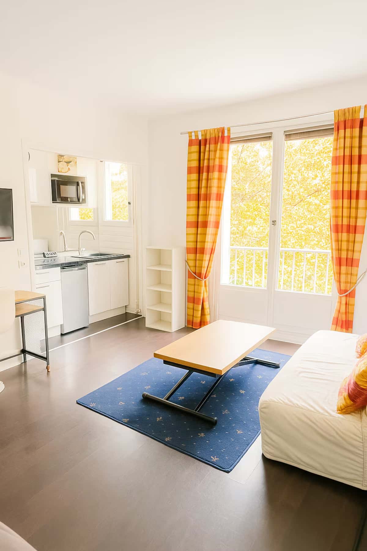 Studio lumineux, vue dégagée – Paris 16 Dauphine