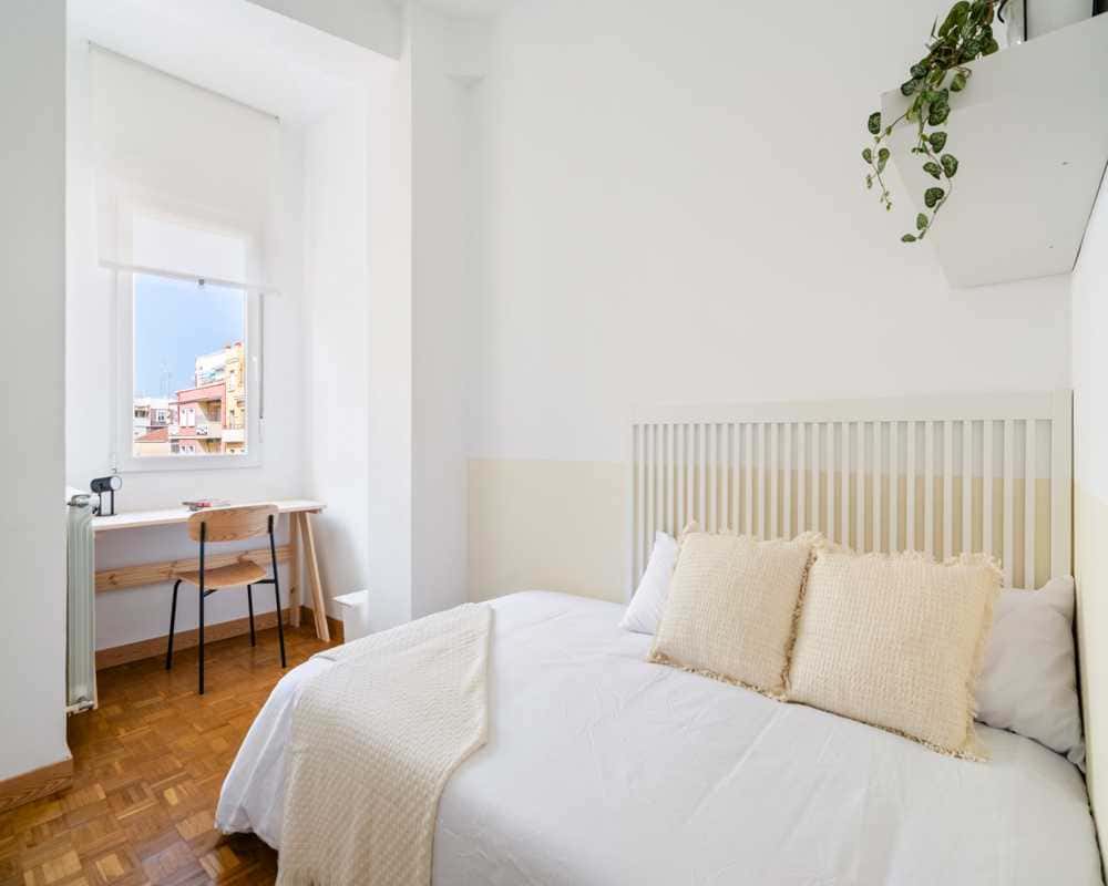 Habitación individual en la Calle Galileo