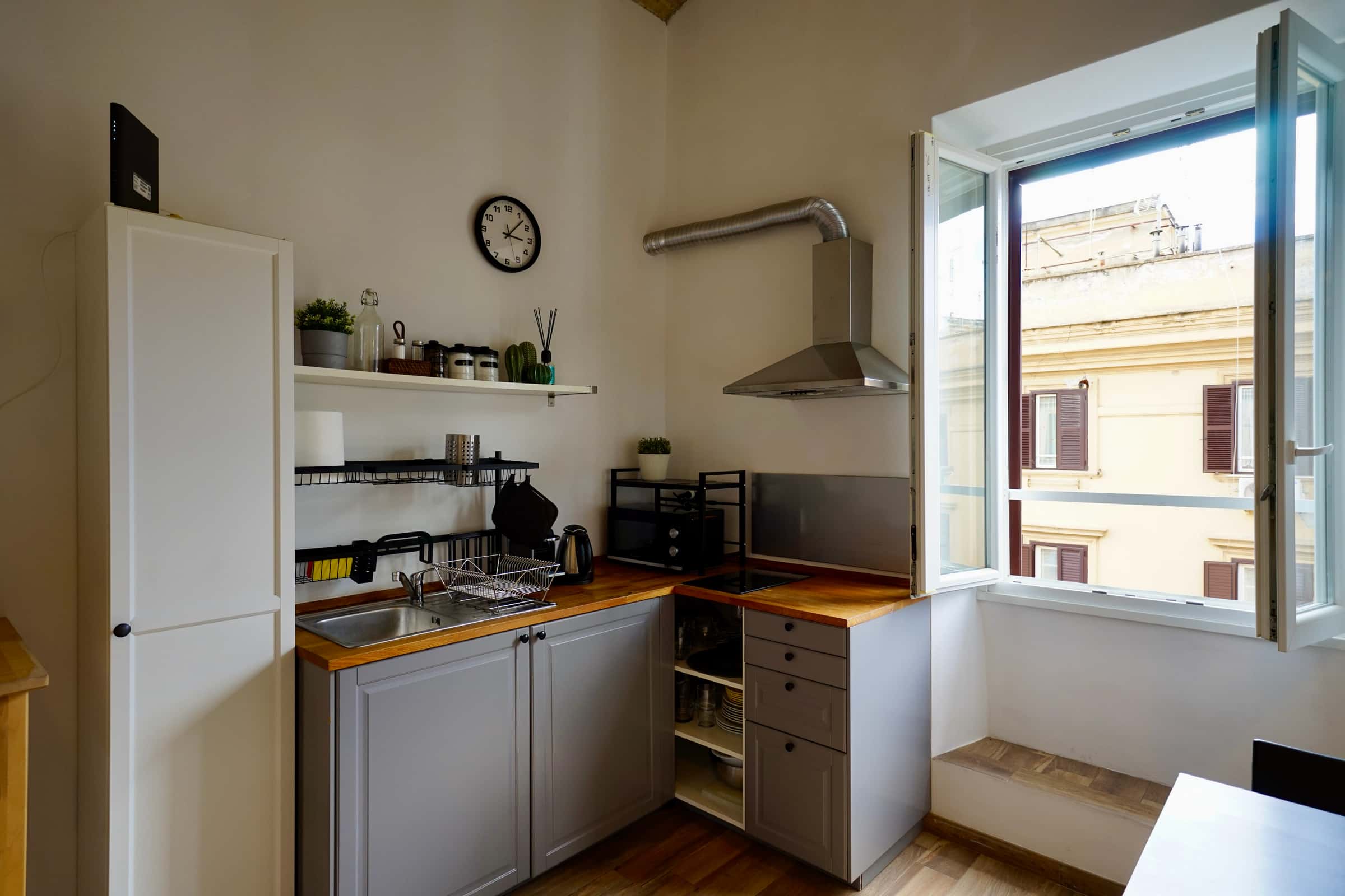 Apartment Rome, 2 beds — photo 13